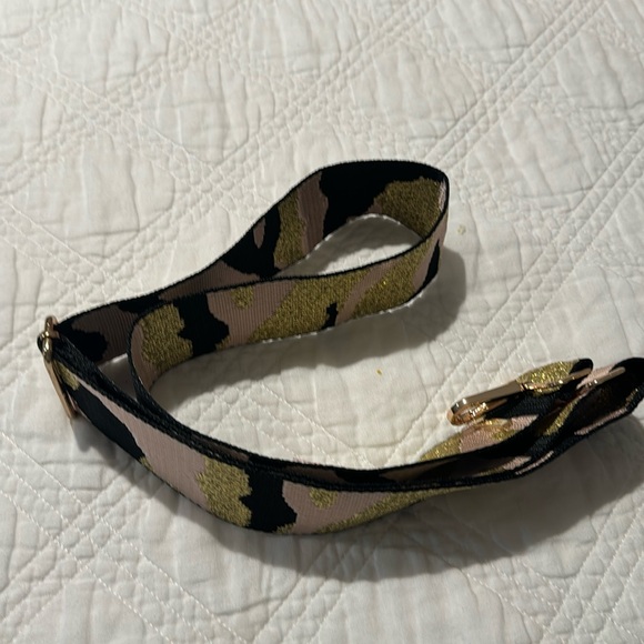 Accessories - Picture 1 of 2